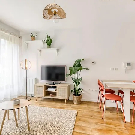 2-room Near Paris And Rer-b Metro Appartamento Arcueil