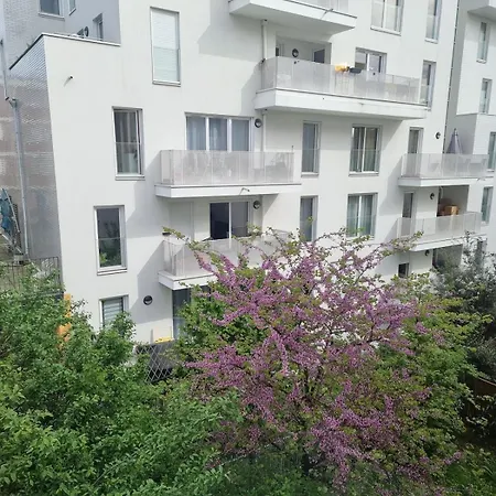2-room Near Paris And Rer-b Metro